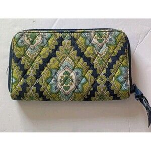 Vera Bradley Quilted Wallet Retired Hannah Pattern Blue Green Paisley